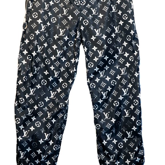Louis Vuitton Stencil-Effect Monogram Joggers | Size US8, FR38 - Picture 7 of 16